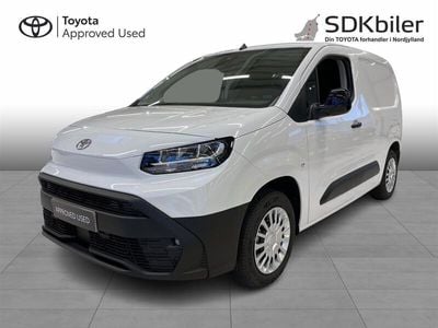 Icy white Ny 2024 Toyota Proace City Van | 174.900 kr.