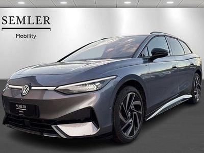 Lysblåmetal Brugt 2025 VW ID.7 Style Stationcar | 424.900 kr. (God pris)