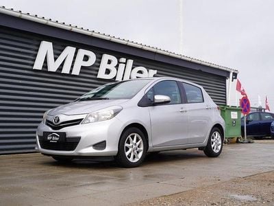 Sølvmetal Brugt 2012 Toyota Yaris T2 Hatchback | 54.900 kr. (God pris)