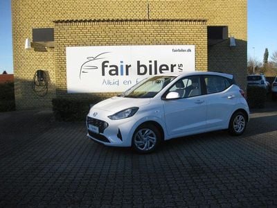 Hvid Brugt 2023 Hyundai i10 Advanced Hatchback | 129.900 kr. (Fair pris)