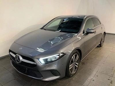 Grå Brugt 2022 Mercedes A200 | 129.900 kr.