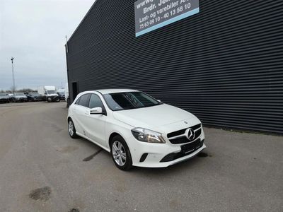 Hvid Brugt 2017 Mercedes A180 Hatchback | 89.800 kr.