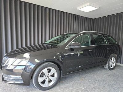 Sortmetal Brugt 2018 Skoda Octavia Style Stationcar | 174.800 kr. (Lidt for dyr)