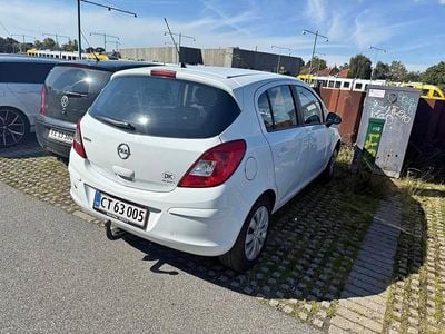 Hvid Brugt 2014 Opel Corsa MPV | 30.000 kr.
