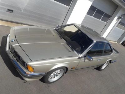 Guld Brugt 1983 BMW 635 Coupe | 249.000 kr.