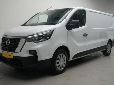 Hvid Ny 2024 Nissan Primastar N-Connecta MPV | 258.900 kr.