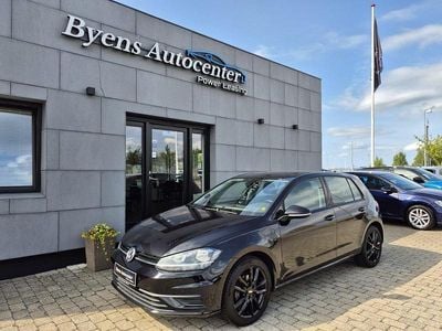 Sort Brugt 2017 VW Golf VII Trendline Hatchback | 109.900 kr. (Lidt for dyr)
