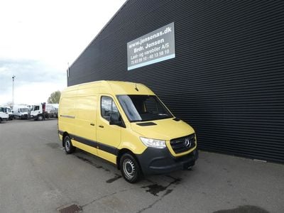 Gul Brugt 2019 Mercedes Sprinter Van | 199.800 kr.