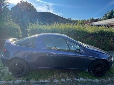 Brugt Opel Tigra 112 HK (82 kW) 1994 Blå