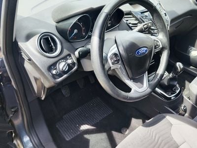 Petroleum/blå Brugt 2013 Ford Fiesta Titanium Hatchback | 30.000 kr. (Lidt for dyr)