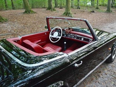 Brugt Mercedes 230 160 HK (117 kW) 1966 Sølv Cabriolet