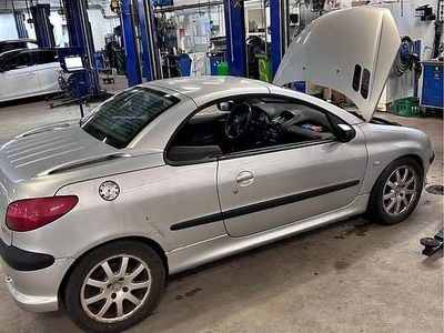 Brugt 2001 Peugeot 206 CC Cabriolet | 15.000 kr.
