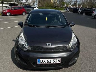 Grå Brugt 2014 Kia Rio MPV | 34.999 kr. (Dyr)