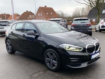 Sortmetal Brugt 2020 BMW 118 Sport Line Hatchback | 219.900 kr. (Fair pris)