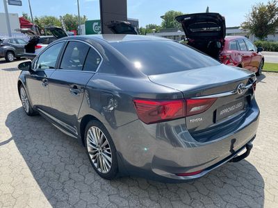 Grå Brugt 2015 Toyota Avensis T2 Sedan | 129.990 kr. (God pris)