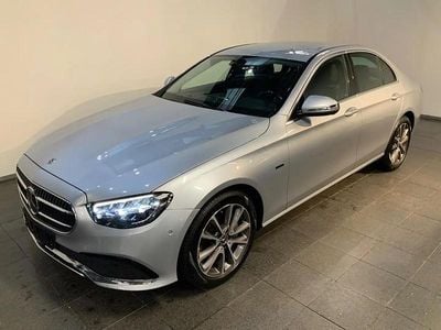 Sølvmetal Brugt 2021 Mercedes E300 Sedan | 329.900 kr.