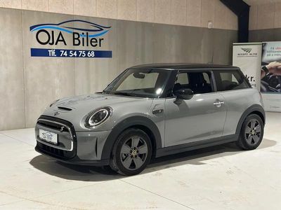 Grå Brugt 2022 Mini Cooper SE Classic Hatchback | 159.900 kr. (Lidt for dyr)
