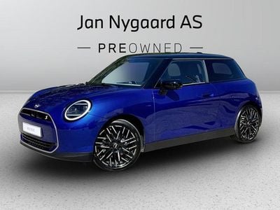 Blå Brugt 2024 Mini Cooper SE Favoured Hatchback | 309.000 kr.
