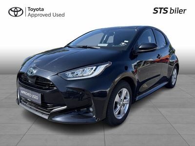 209 night sky black Brugt 2021 Toyota Yaris H3 Smart Hatchback | 174.900 kr. (God pris)