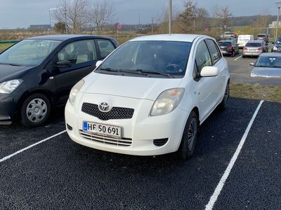 brugt Toyota Yaris 1,4 D - 4D 5 DØRS