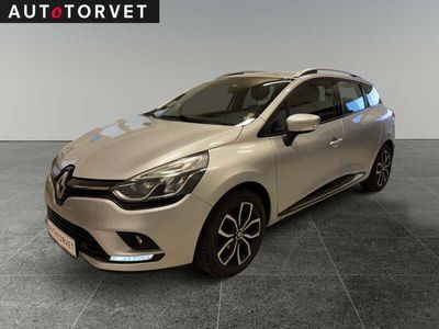 Sølvmetal Brugt 2017 Renault Clio GrandTour Zen Stationcar | 39.700 kr. (Super pris)