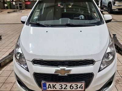Hvid Brugt 2013 Chevrolet Spark Hatchback | 29.000 kr. (Fair pris)