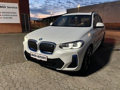 Hvidmetal Brugt 2024 BMW iX3 SUV | 479.900 kr. (Dyr)