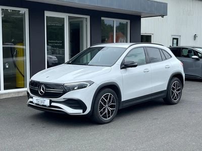 Hvid Brugt 2023 Mercedes EQA250+ AMG line SUV | 349.900 kr. (Fair pris)