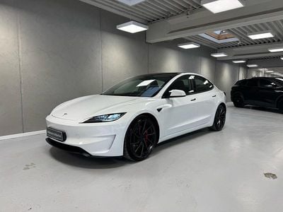 Hvidmetal Brugt 2024 Tesla Model 3 Performance Sedan | 392.200 kr.
