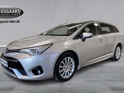 brugt Toyota Avensis Touring Sports 2,0 D-4D T2 Executive 143HK Stc 6g