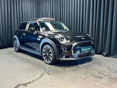 Midnight black Brugt 2023 Mini Cooper Hatchback | 184.900 kr. (Dyr)