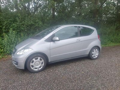 Farve: sølvmetal Brugt 2009 Mercedes A160 Elegance Hatchback | 56.900 kr.