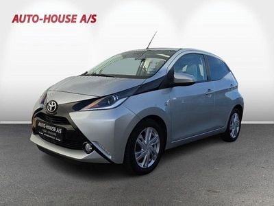 Sølvmetal Brugt 2015 Toyota Aygo X-wave Sky Hatchback | 59.900 kr. (Fair pris)