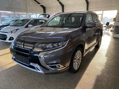 brugt Mitsubishi Outlander P-HEV 2,4 PHEV Intense 4WD 224HK 5d 6g Trinl. Gear