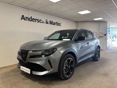 Grå Brugt 2025 Alfa Romeo Junior SUV | 198.800 kr. (God pris)