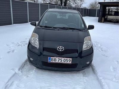 Brugt Toyota Yaris 99 HK (72 kW) 2011 Hatchback