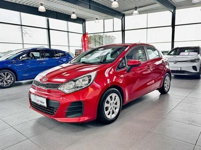 Rødmetal Brugt 2016 Kia Rio Hatchback | 69.700 kr.
