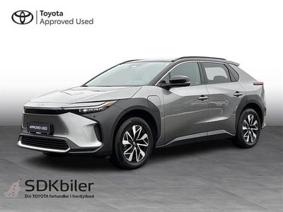 Brugt Toyota bZ4X Executive 150 kW (204 HK) 2025 2wc deep metal grey/astral bla SUV