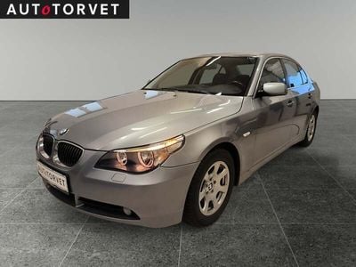 Gråmetal Brugt 2005 BMW 523 Sedan | 79.700 kr.