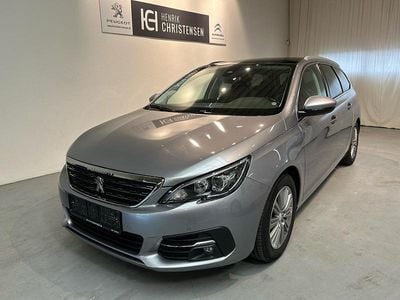 Grå artense metal Brugt 2020 Peugeot 308 Selection Sky Stationcar | 159.900 kr. (Dyr)