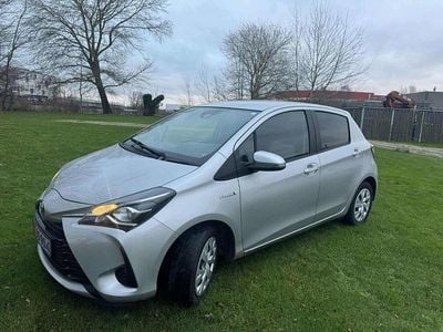 Gråmetal Brugt 2019 Toyota Yaris Hybrid H2 Hatchback | 82.900 kr.