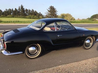 VW Karmann Ghia