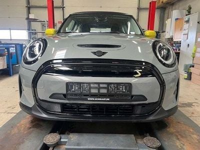 Gråmetal Brugt 2022 Mini Cooper SE Essential Hatchback | 149.900 kr. (God pris)