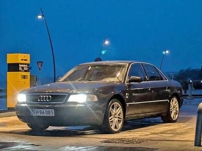 Sort Brugt 1995 Audi A8 Sedan | 38.000 kr.
