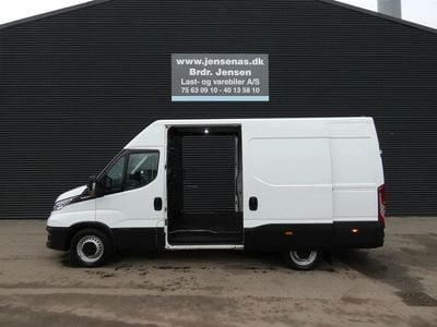 Brugt Iveco Daily 180 HK (132 kW) 2022 Hvid Van