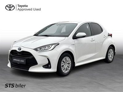 Brugt Toyota Yaris Hybrid H3 116 HK (85 kW) 2021 Pure white Hatchback