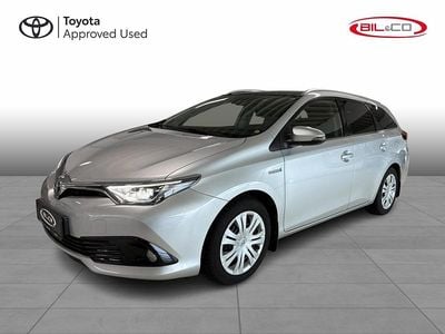 Brugt Toyota Auris Touring Sports Skyview Edition 136 HK (100 kW) 2017 1f7 silver Stationcar