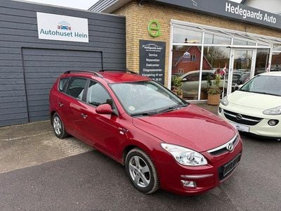 Rød Brugt 2010 Hyundai i30 Comfort Stationcar | 49.800 kr. (Dyr)