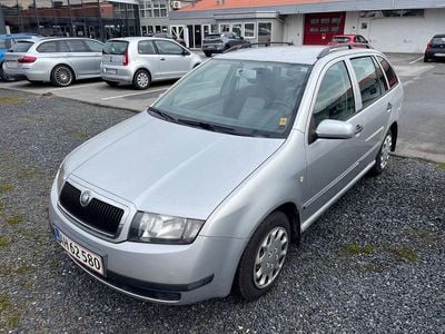 Sølvmetal Brugt 2002 Skoda Fabia Classic Stationcar | 9.900 kr. (Super pris)