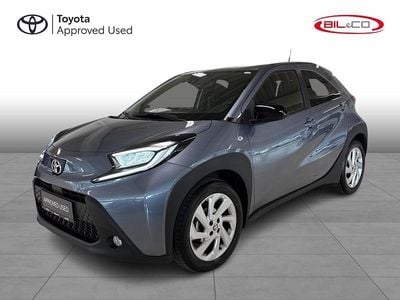 Celestite grey Brugt 2024 Toyota Aygo Active Hatchback | 154.900 kr. (Fair pris)